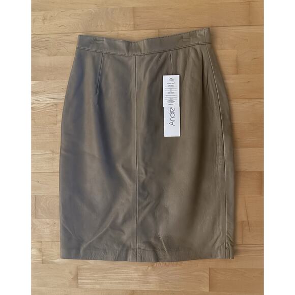 Vintage New Andrew Marc Tan Cream Lamb Nappa Leather Skirt 10 - Picture 1 of 5